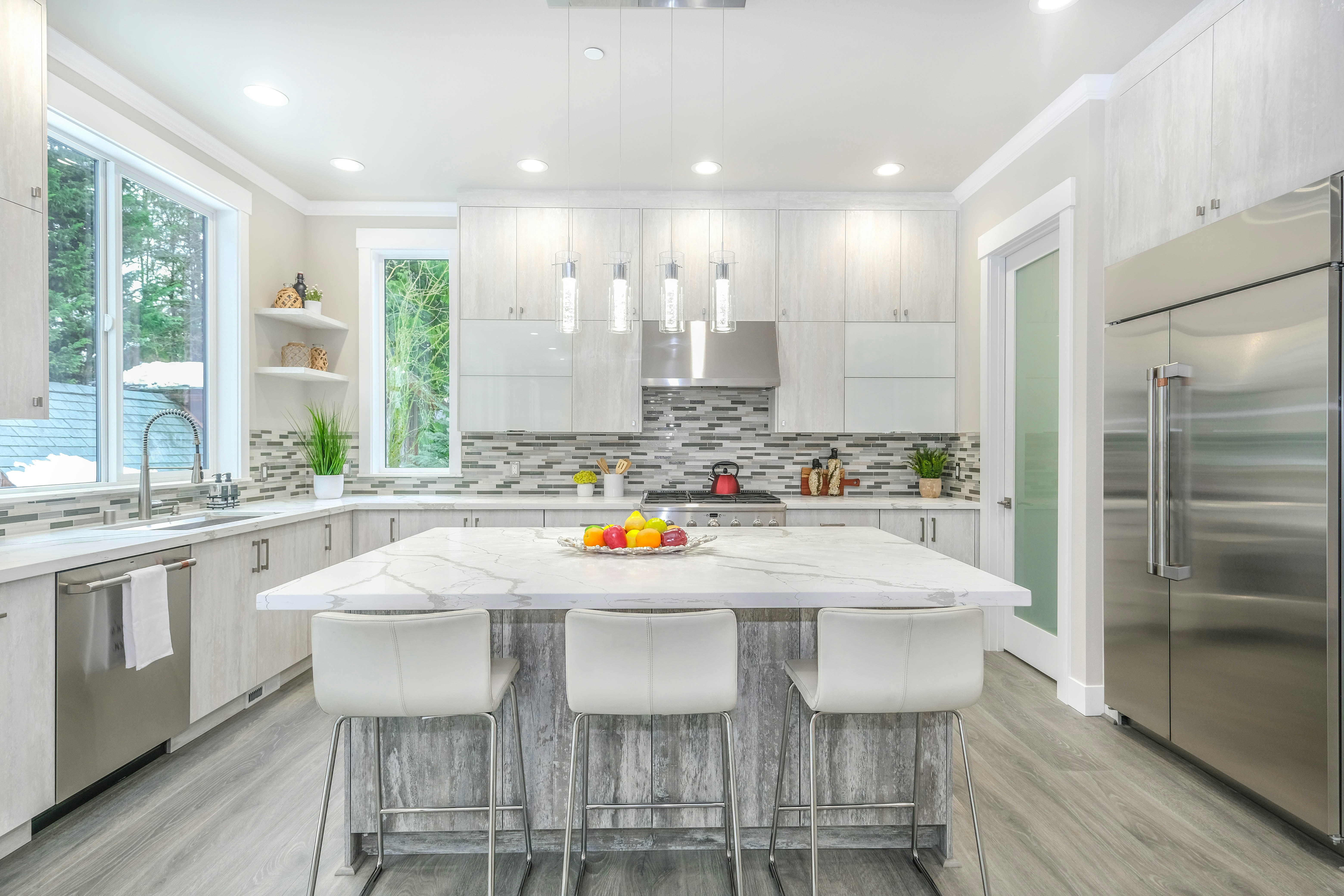 Beautiful modern home kitchen